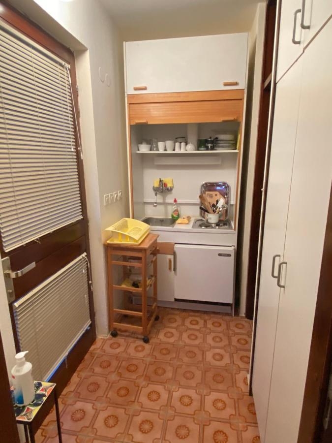 Apartments Stella-Dora Lopar Eksteriør bilde